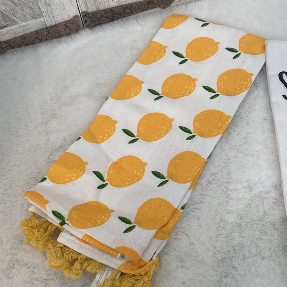Target BP Squeeze The Day Lemon Kitchen Towels - Picture 4 of 8